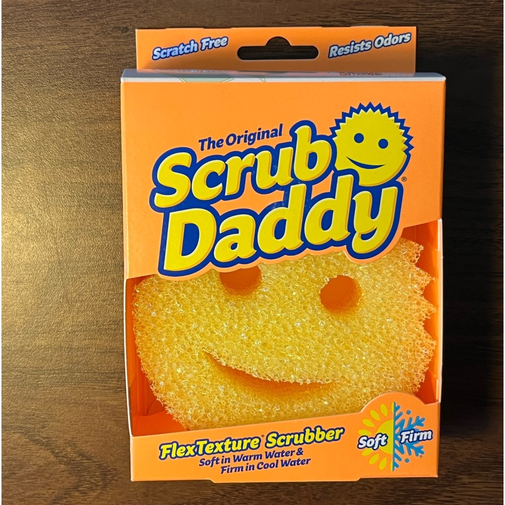 Scrub daddy yellow sponge